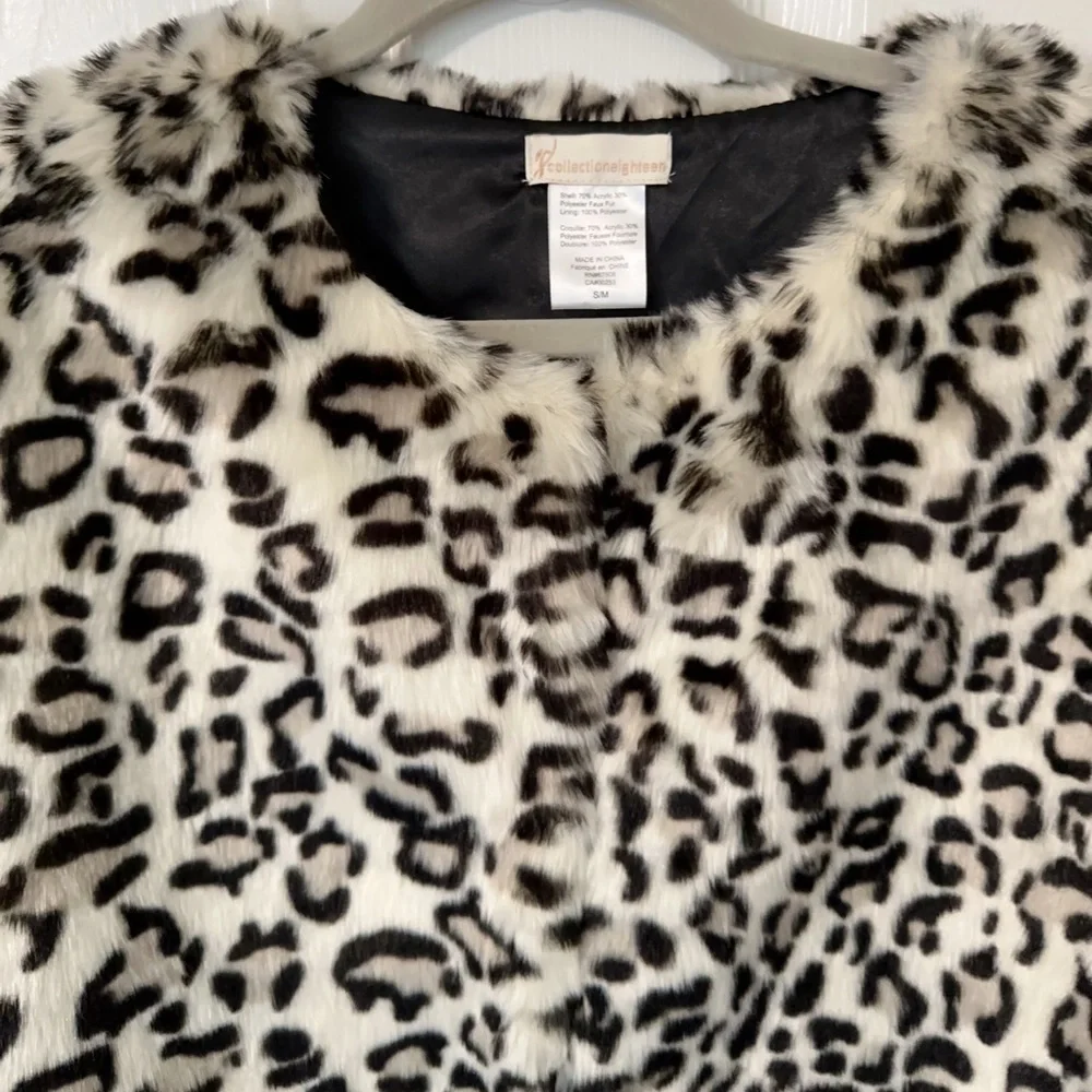 Collection XIIX Leopard Print Cape